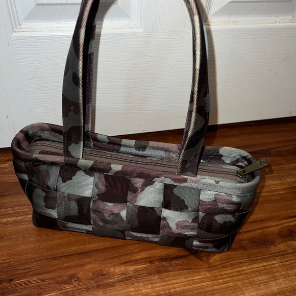 Harveys Seatbelt Cami tote bag - Picture 6 of 9